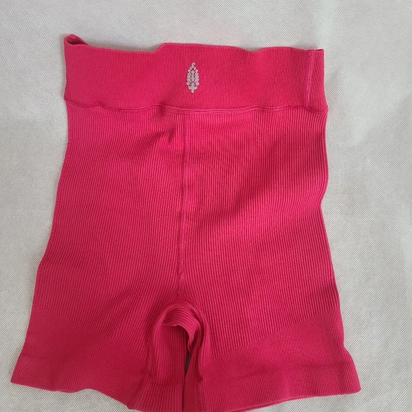 Free People Movement Women's Free Throw Shorts in Passion Fruit Sz S